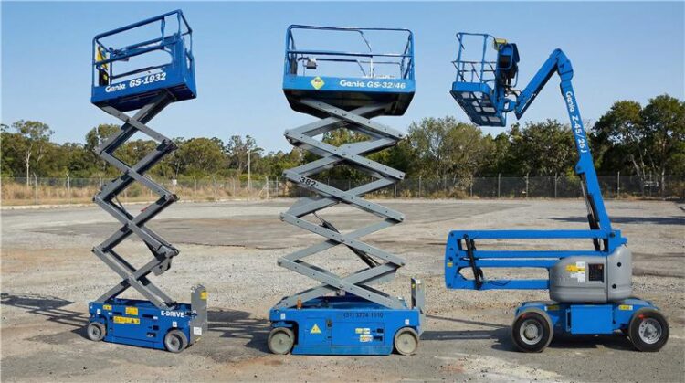 Plataforma Elevatória Genie em Itatiba: Diferença entre Plataforma Tesoura e Articulada